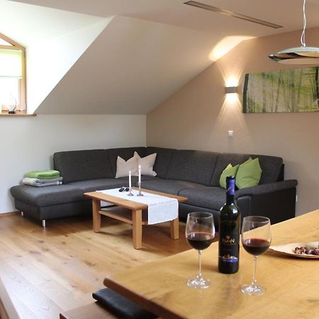 Ferienwohnung Am Dreiseithof 하우젠베르크 외부 사진