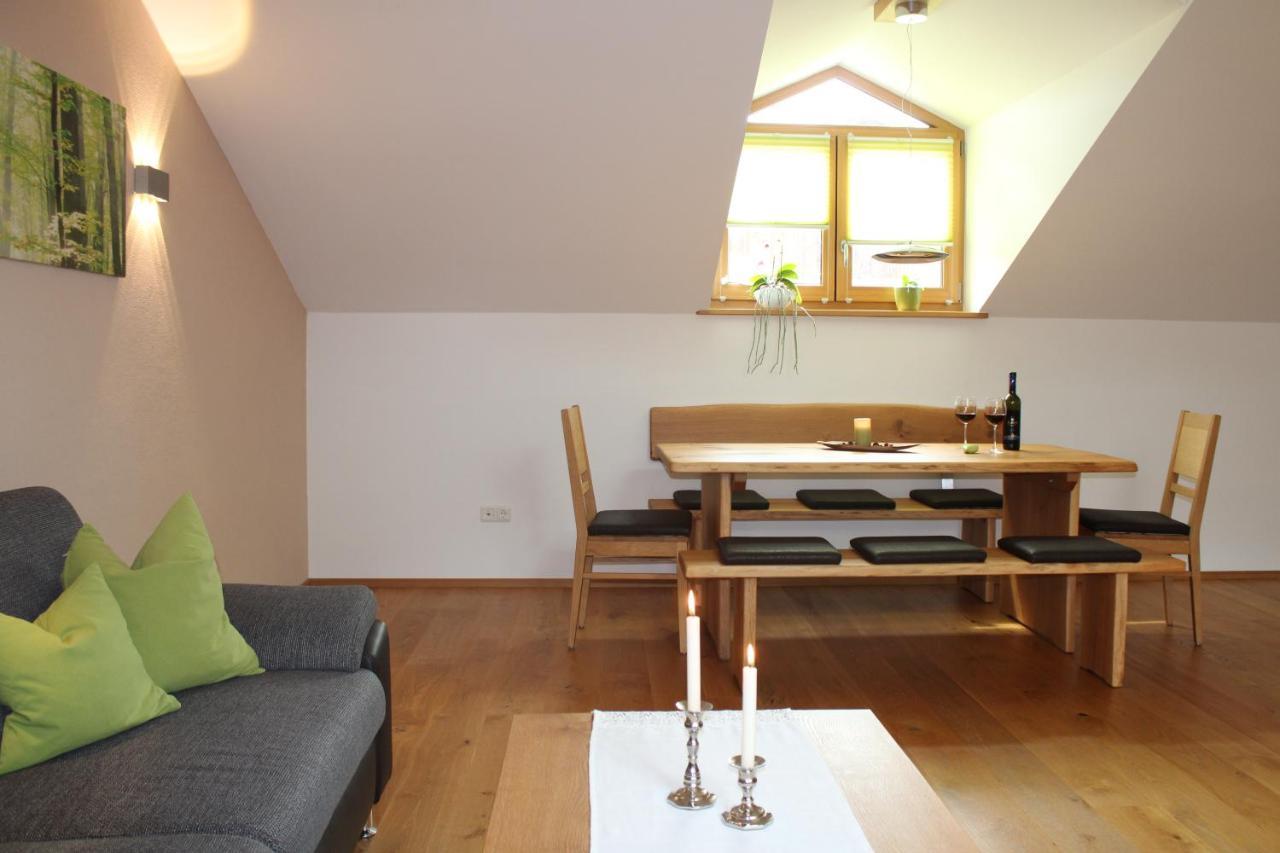 Ferienwohnung Am Dreiseithof 하우젠베르크 외부 사진