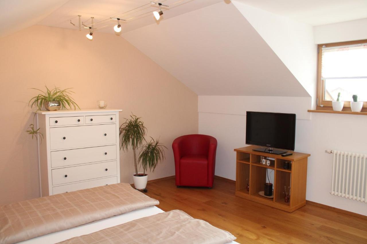 Ferienwohnung Am Dreiseithof 하우젠베르크 외부 사진
